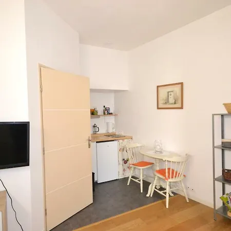 Le National / Vieil Apartman