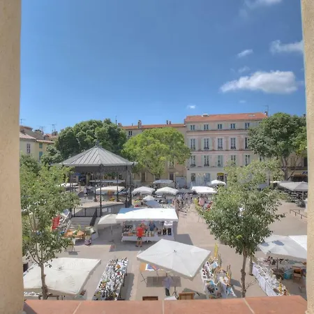 Le National / Vieil Antibes
