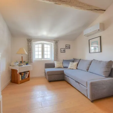 Apartman Le National / Vieil *
