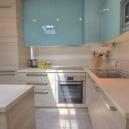 Apartman Le National / Vieil Antibes
