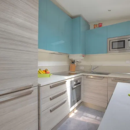 Apartman Le National / Vieil