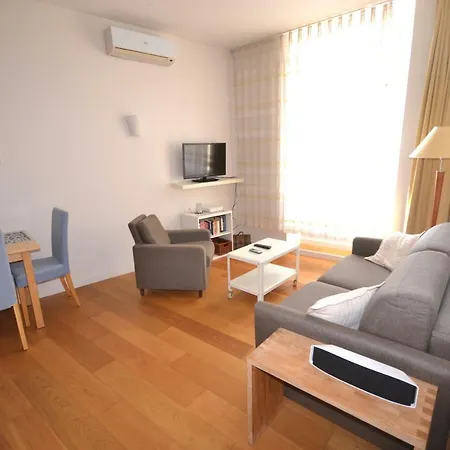 Le National / Vieil Apartman